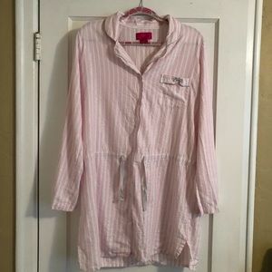 Victoria’s Secret sleep wear